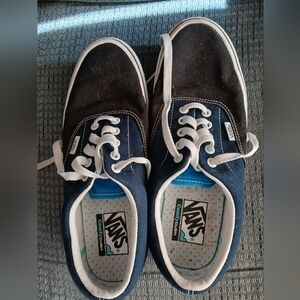 Vans Women's Black and Blue Sneakers, Size 10